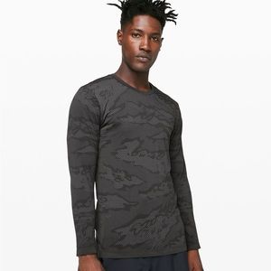 Lululemon Metal Vent Long Sleeve